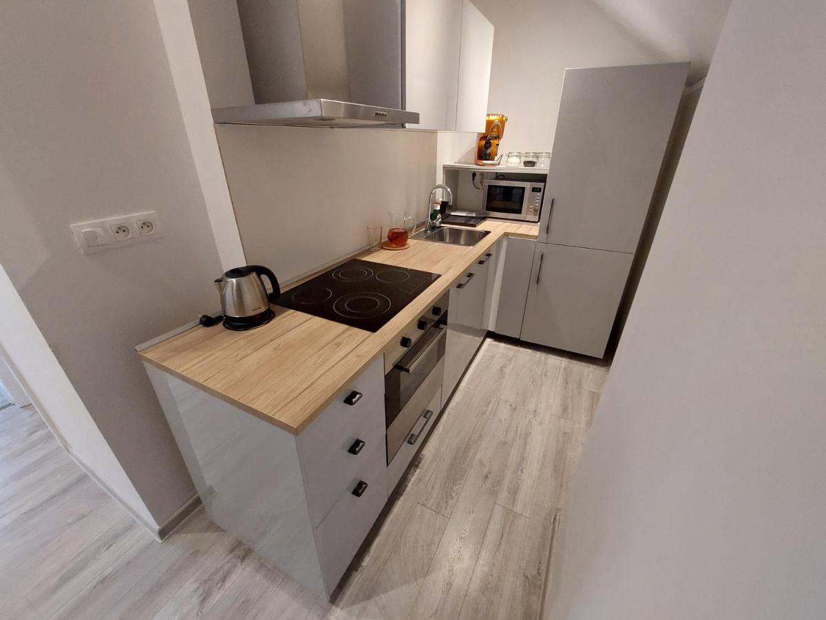 Apartament Utulny Apartman S Balkonom Bratysława Zewnętrze zdjęcie