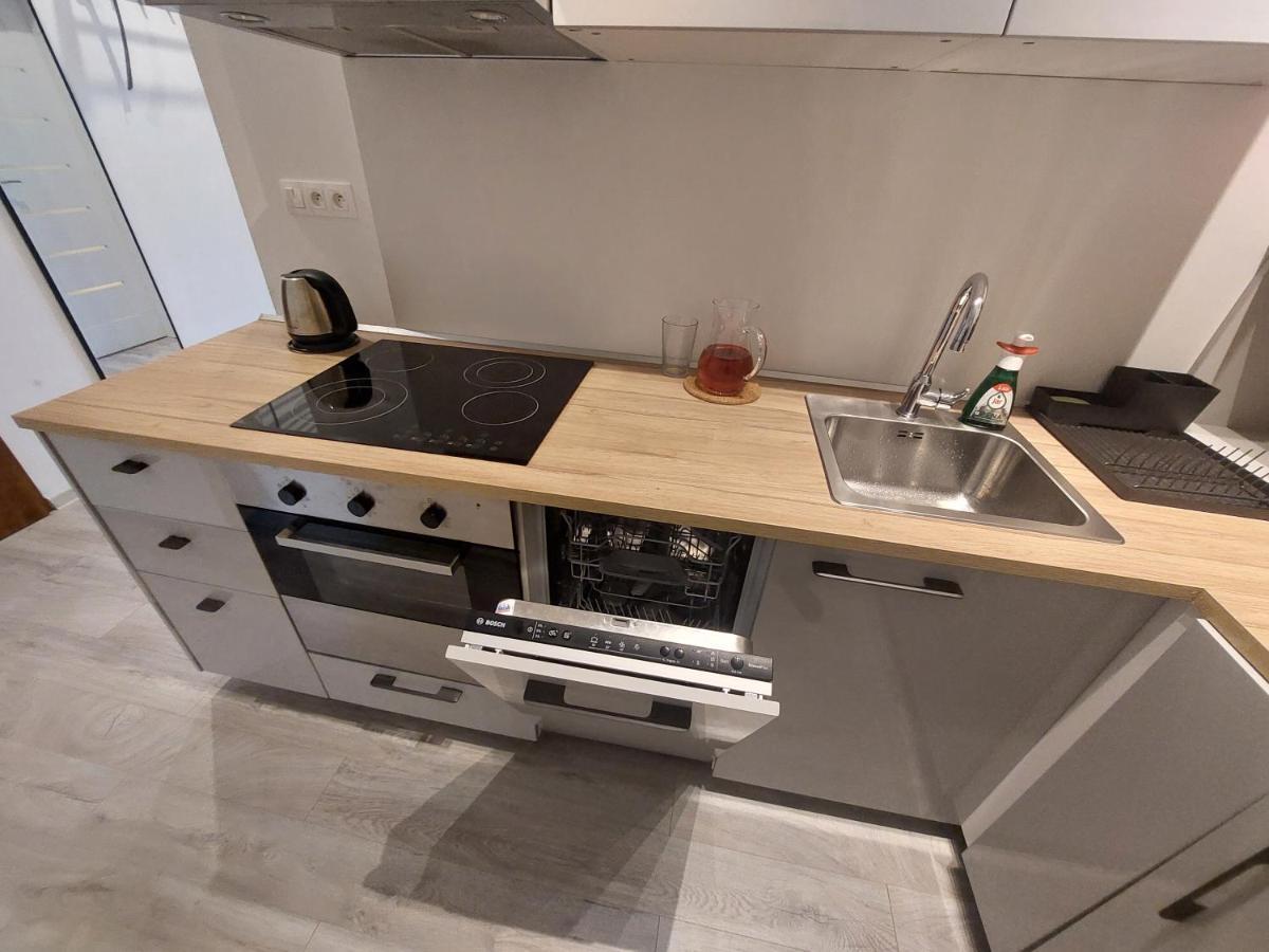 Apartament Utulny Apartman S Balkonom Bratysława Zewnętrze zdjęcie