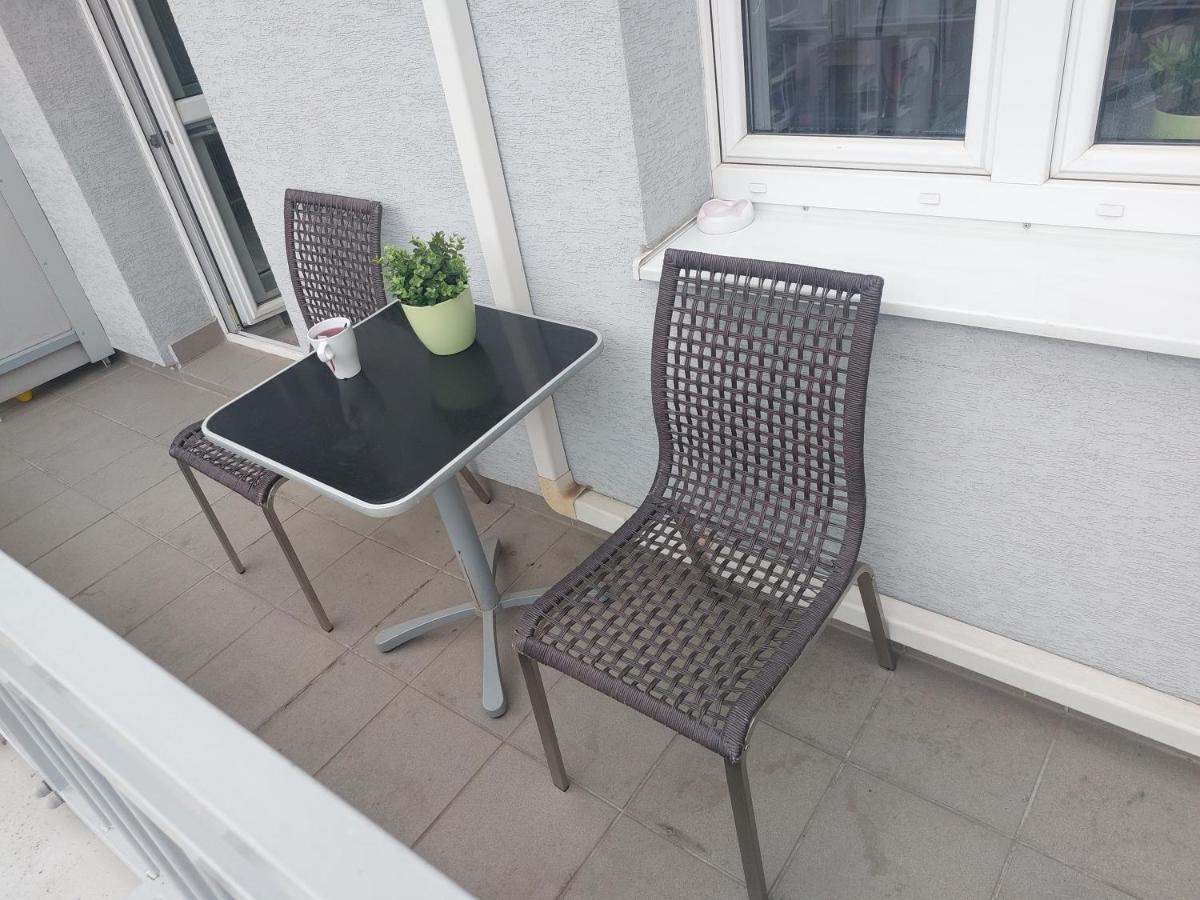 Apartament Utulny Apartman S Balkonom Bratysława Zewnętrze zdjęcie